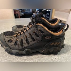 Oboz hiking shoes. Size 11.5